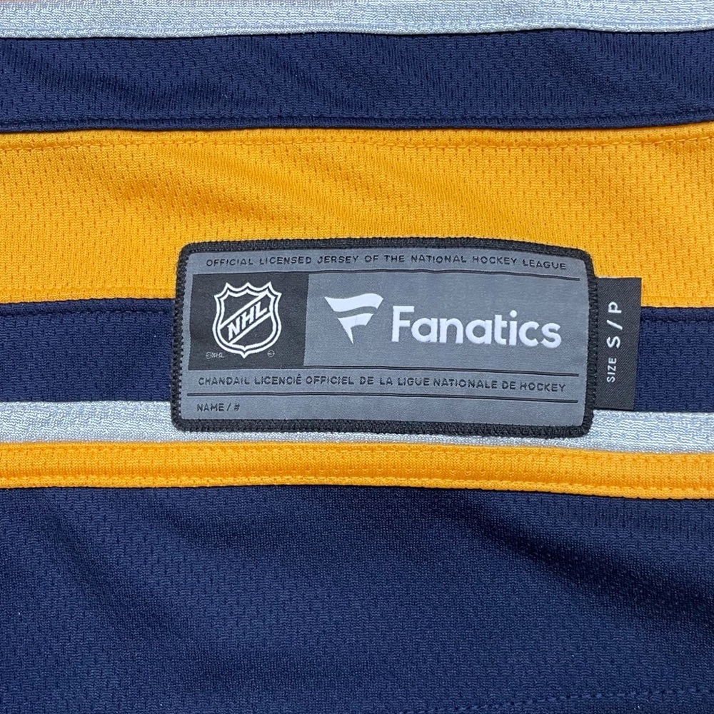 Buffalo Sabres 15 Jack Eichel Fanatics NHL Jersey Navy Blue Small Hockey - Picture 10 of 12